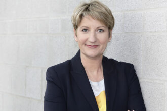 anne gellinek